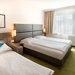 Hotel City Hotell 4*