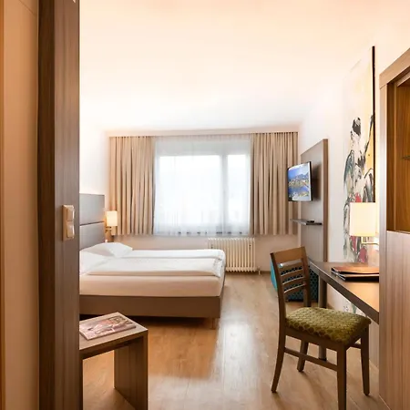 Ξενοδοχείο Hotel City Φίλλαχ