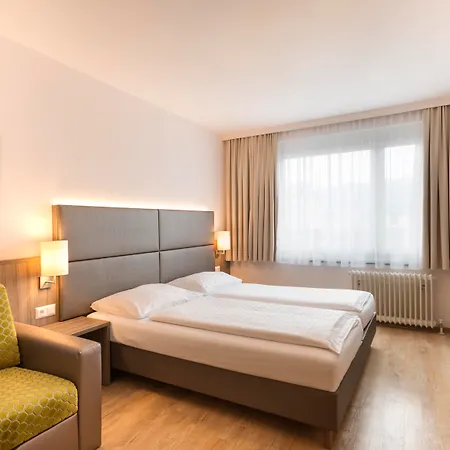 Hotel City Hotel 4*