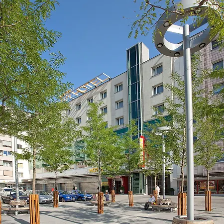Hotel City Hotel 4*