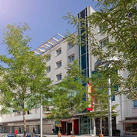 Hotel City Hotel 4*