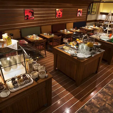 Hotel Hotel City 4*