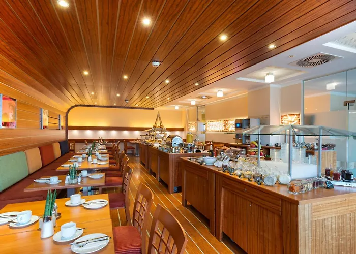 Hotel City 4* Villach