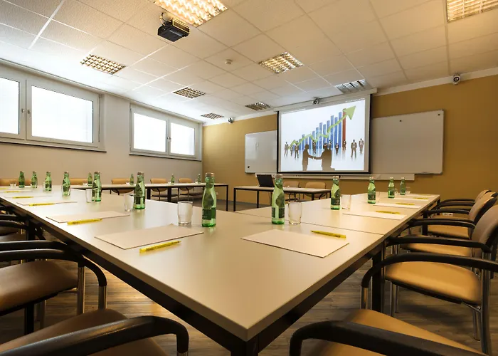 Ξενοδοχείο Hotel City 4*