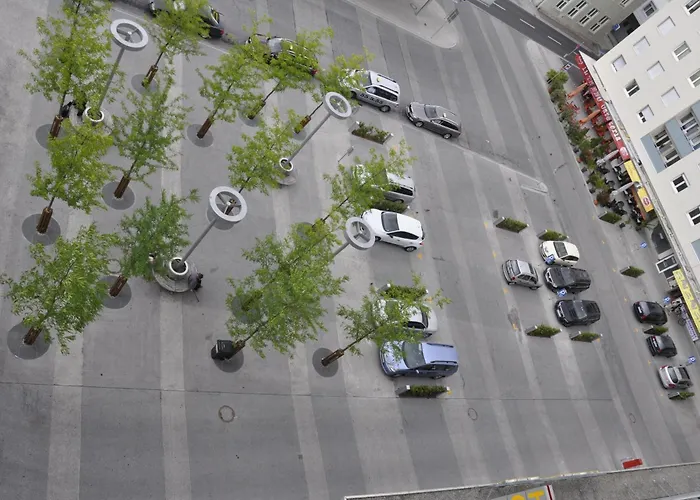 Ξενοδοχείο Hotel City